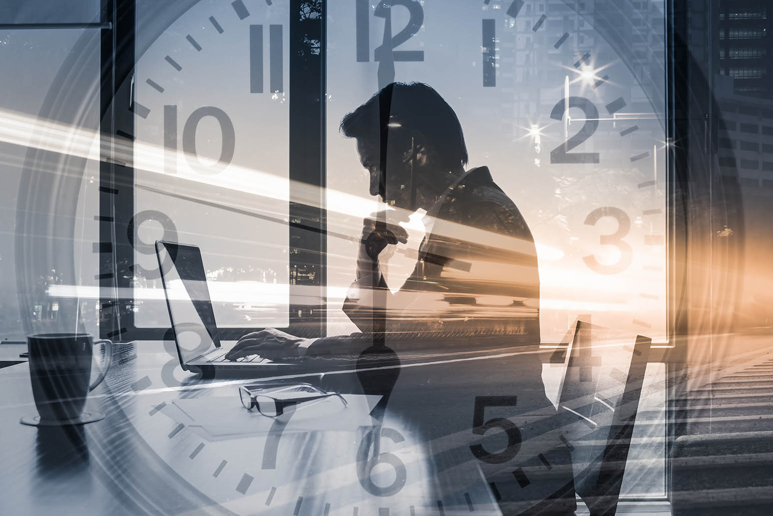 働き方改革で管理職に“しわよせ残業”が！？６割の管理職が「仕事が増えた」と回答