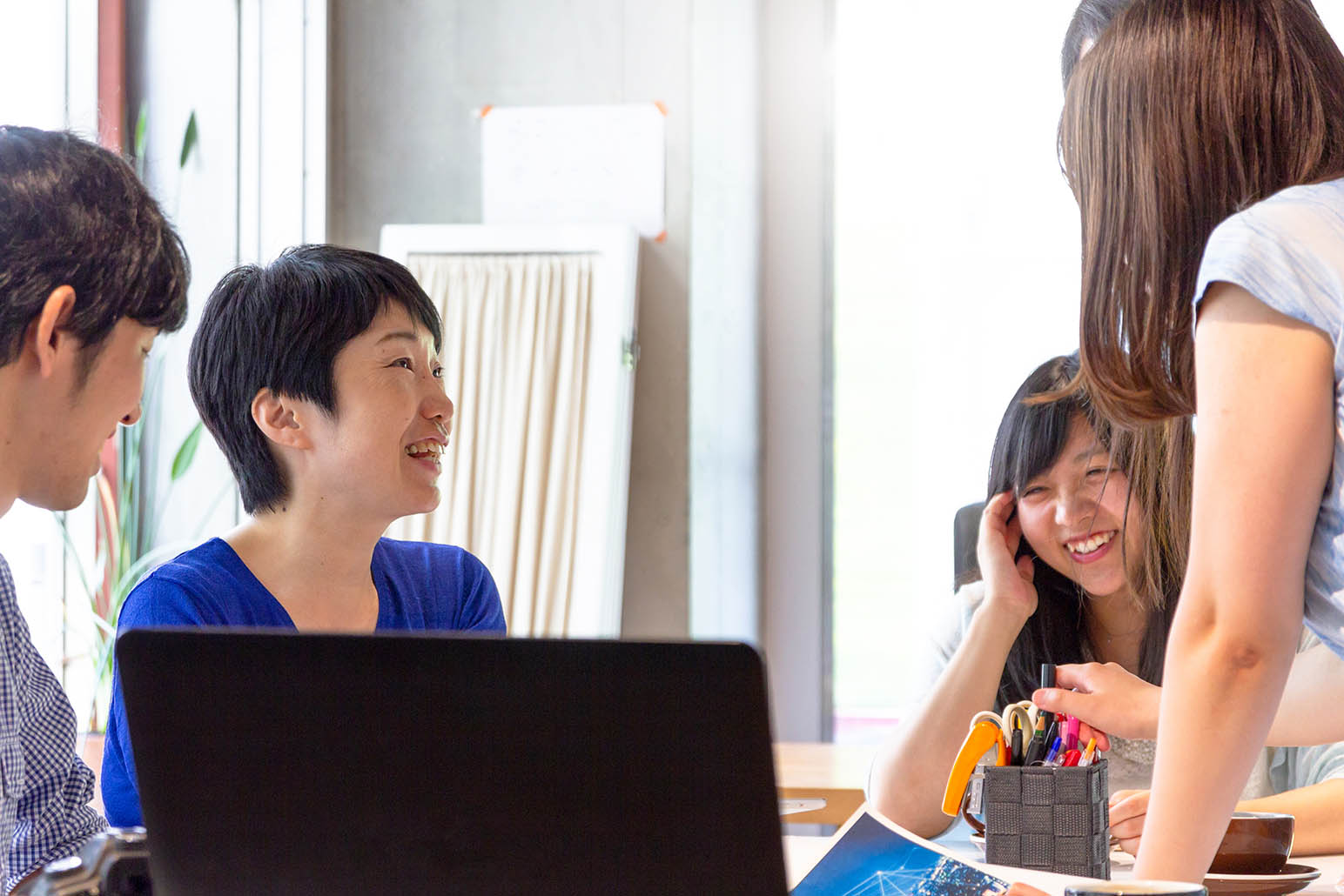 中小企業の人手不足対策に！女性が働きたくなる職場づくり