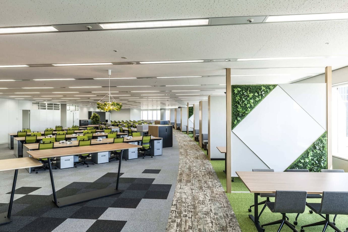 株式会社シーイーシーのオフィス