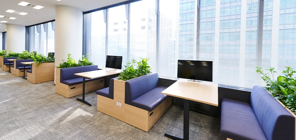 気軽に打ち合わせができるファミレスエリア