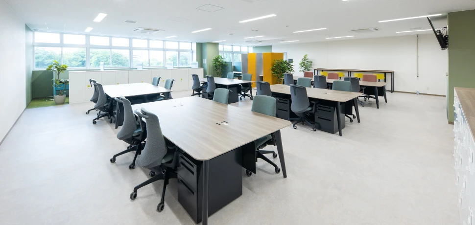 動線が明確でスムーズな移動が可能な執務室