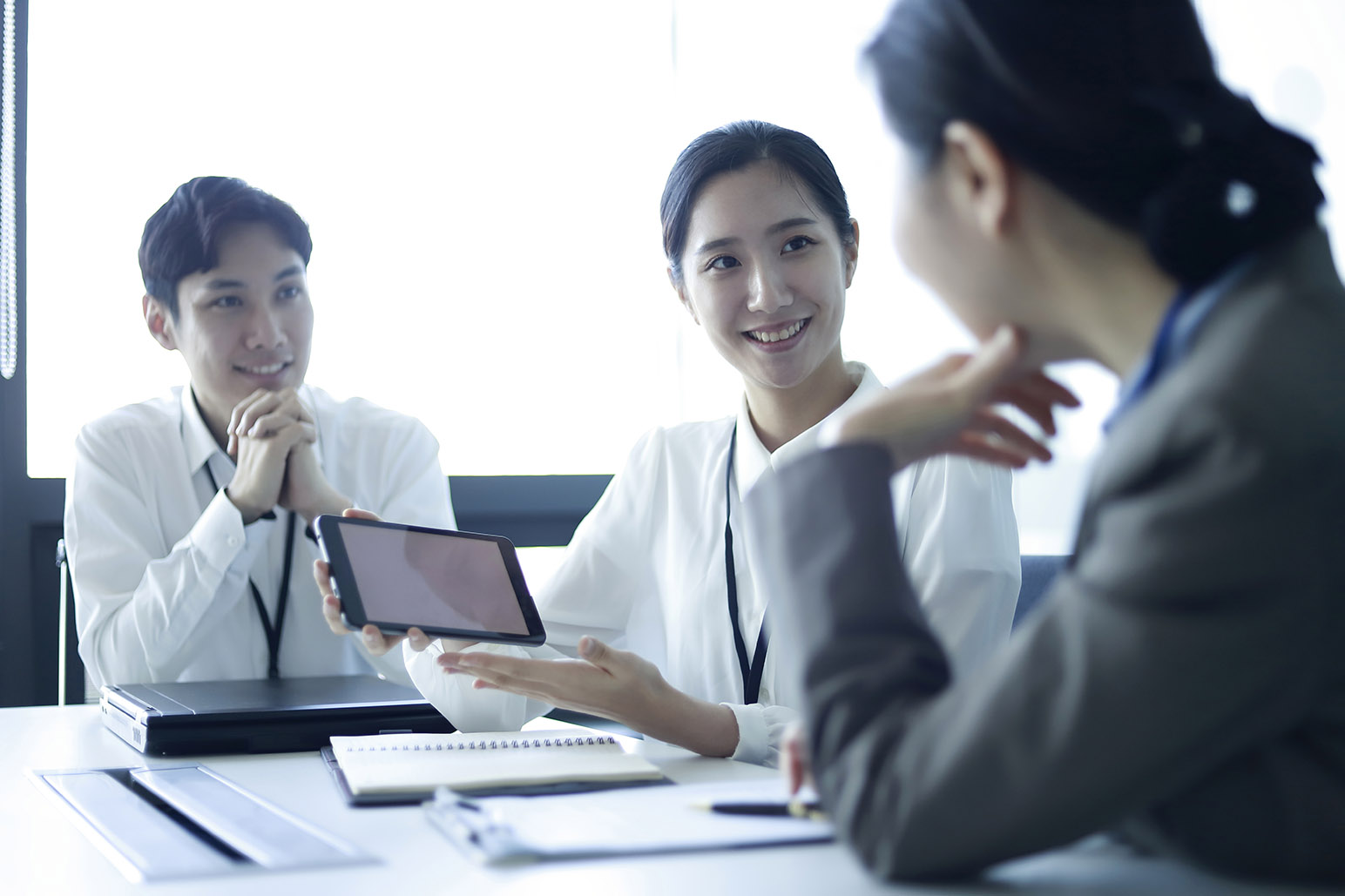 社内の情報共有を円滑に行うためのポイント