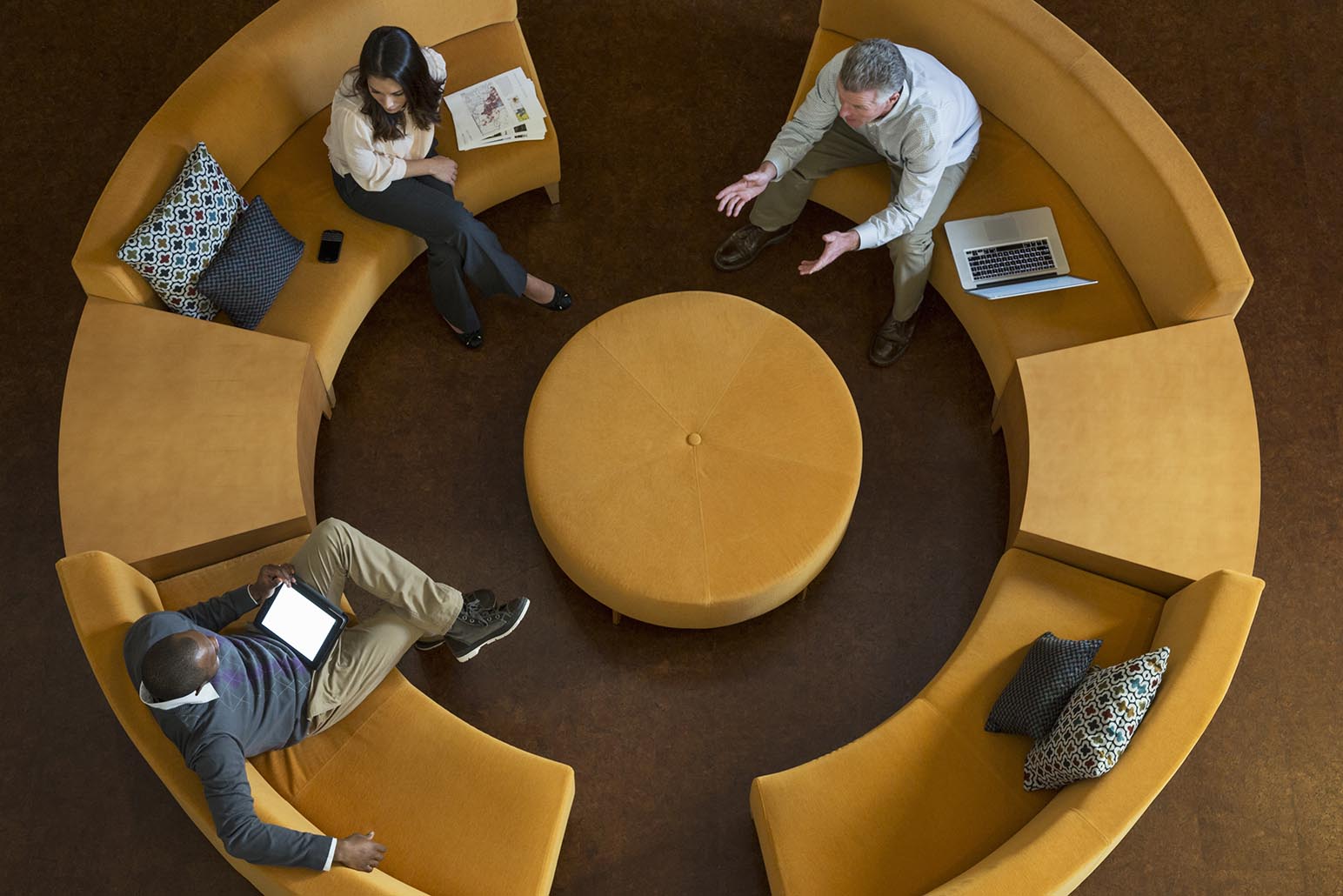 働き方改革の目的とは何？政府も企業も働き方改革に取り組む理由