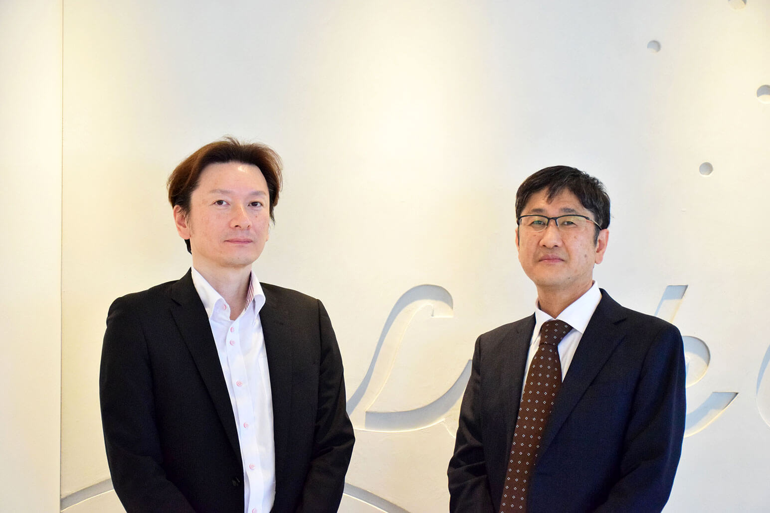 コニカミノルタジャパン 伊﨑さん、榎本さん