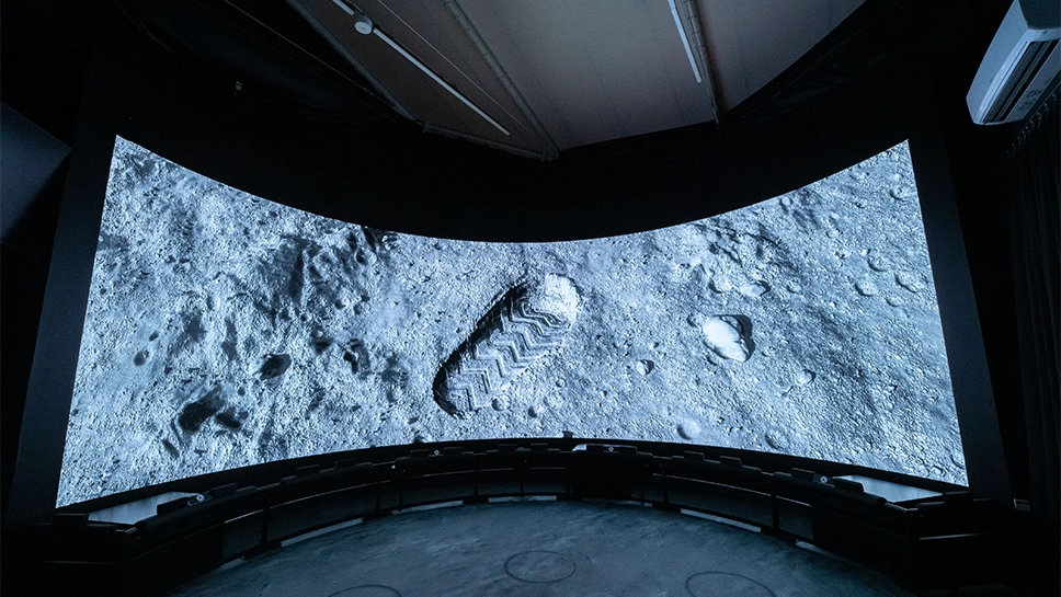 多様な可能性の中から選ばれた「フレキシブルカーブビジョン」